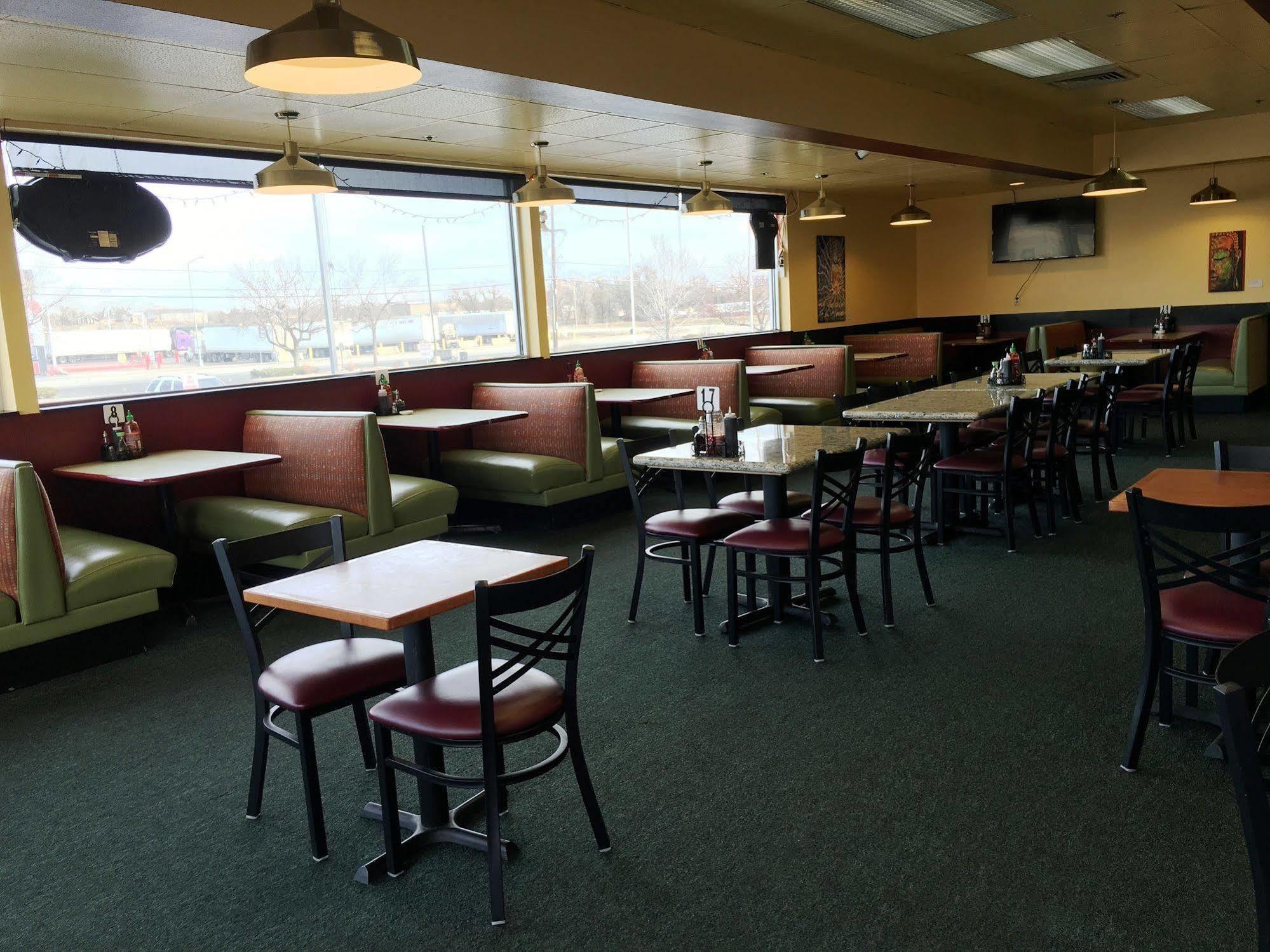 Howard Johnson By Wyndham Denver West วีทริดจ์ ภายนอก รูปภาพ